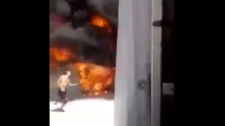 Νέο βίντεο από την εξέγερση μεταναστών στη Μόρια – Φωτιές σε σκηνές και κοντέινερ